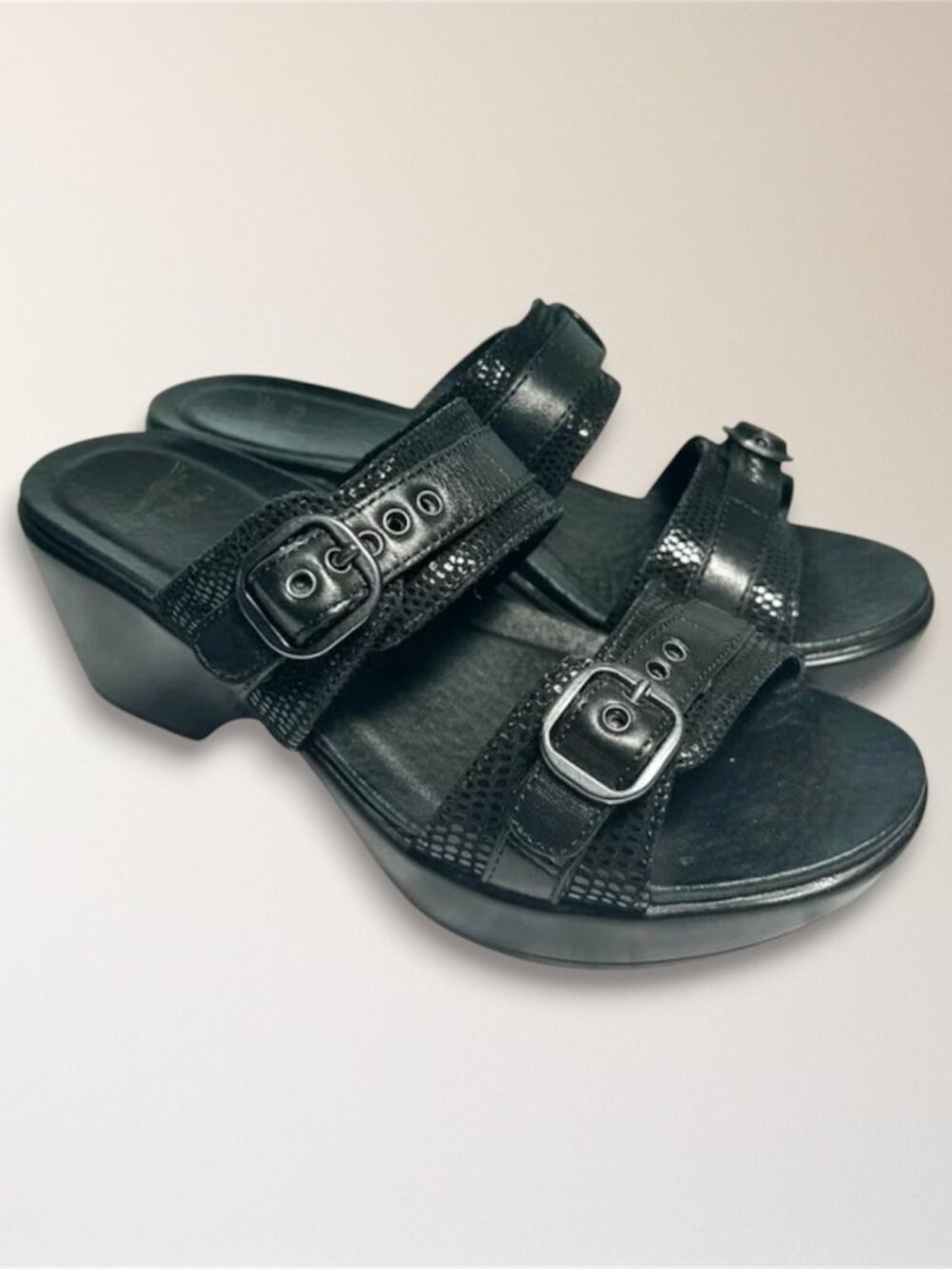 Dansko Jessie EU 37 US 6.5 - 7 Black Leather‎ Mule Sandals Buckle Platform Clogs
